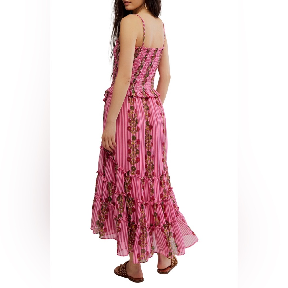 Free People Alejandra Sleeveless Smocked Midi Dress Hot Pink Combo Large NWT - Picture 2 of 7